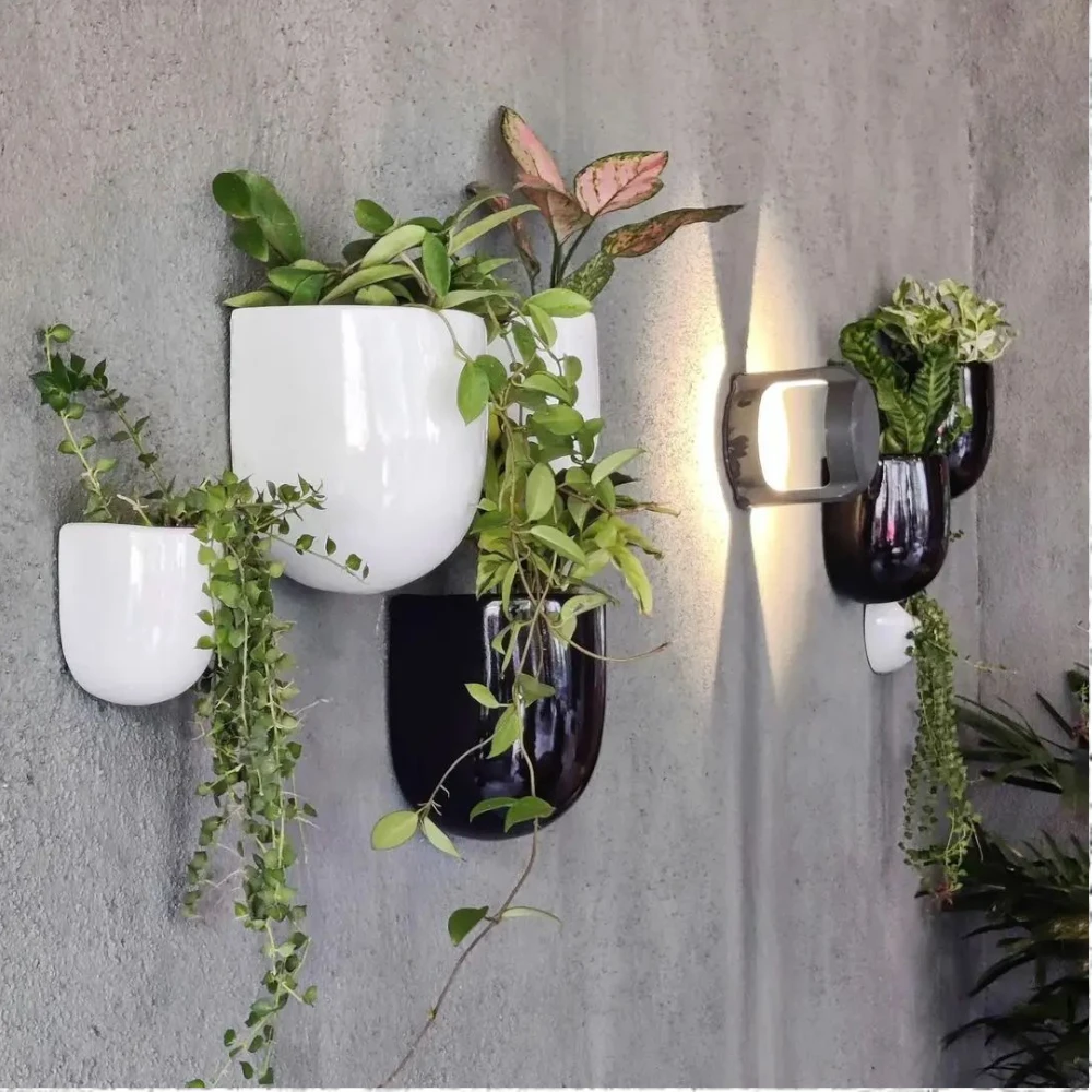 Glossy Ceramic Wall Planter Set – Black & White