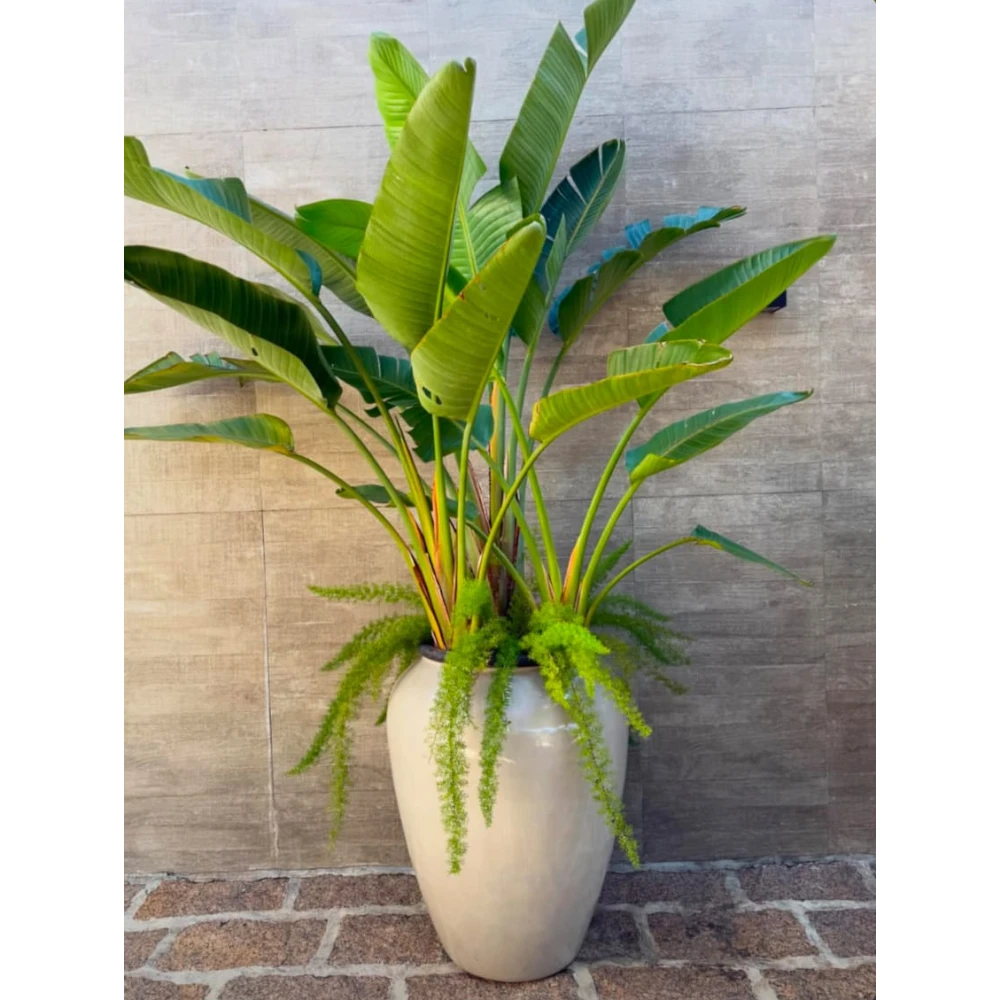 Snowstone Luxe Floor Planter