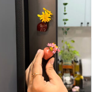 BloomDots Magnetic Mini Vase