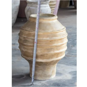 Heritage Ribbed Terracotta Planter – Antique Sand Finish