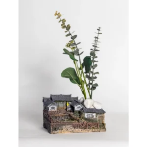 Heritage Village Scenic Planter