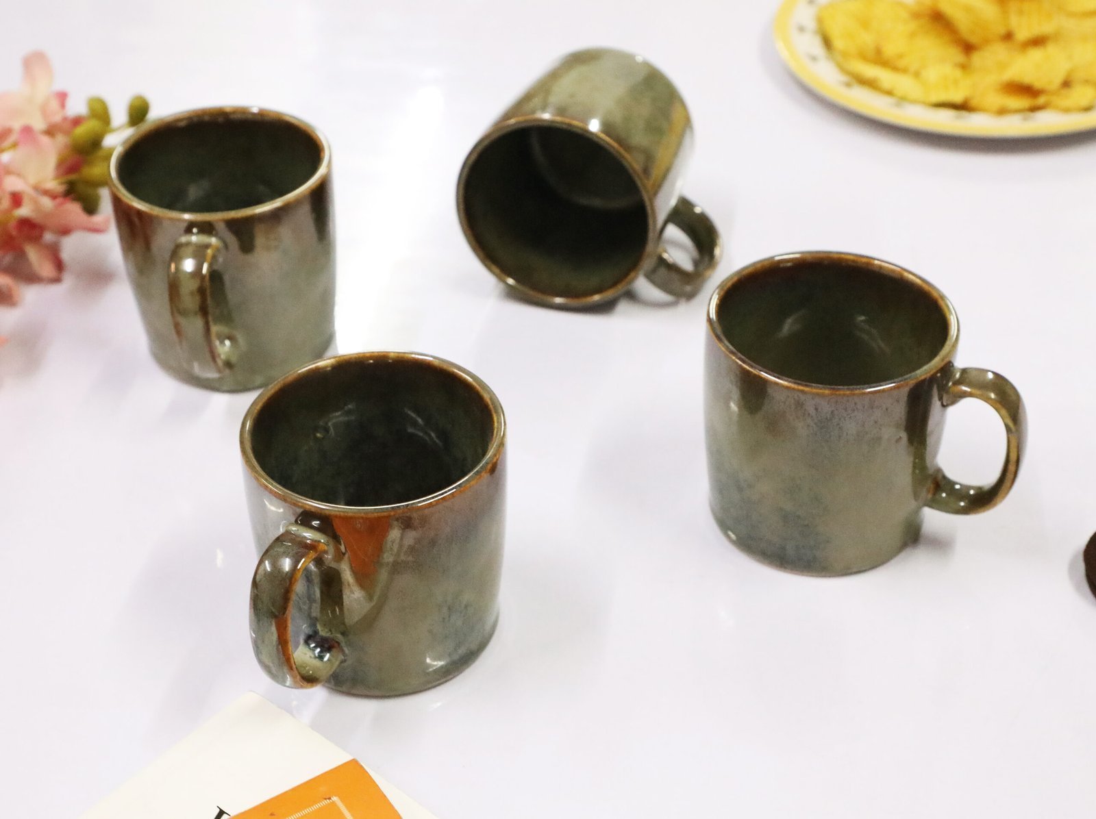 Olive Glow Ceramic Coffee Mug Set