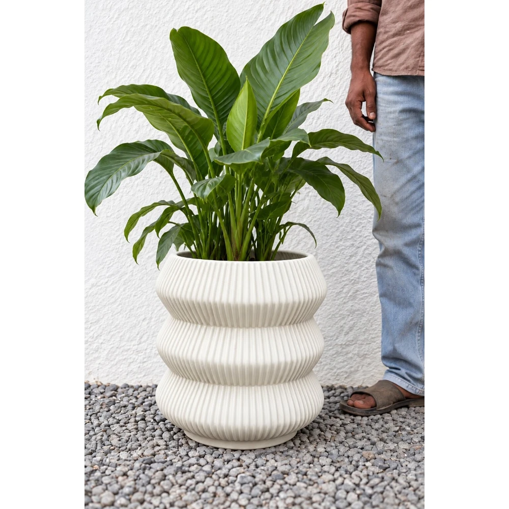 White Ribbed Ceramic Planter – Modern Decorative Pot